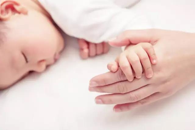 世界早产日丨关注早产宝宝 呵护早到天使