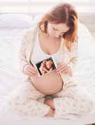 孕期胎儿脐带绕颈，会影响顺产吗？
